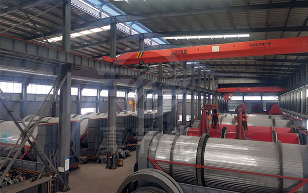 新型污泥烘干設(shè)備生產(chǎn)現(xiàn)場 新型污泥烘干設(shè)備生產(chǎn)現(xiàn)場